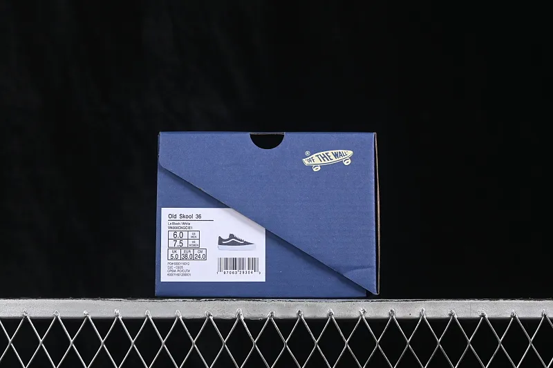 All categories Vans Vans series Vans Low Vans low top Vans Old Skool 36 Vans low-top casual skateboard shoes VN000CNGCIE1